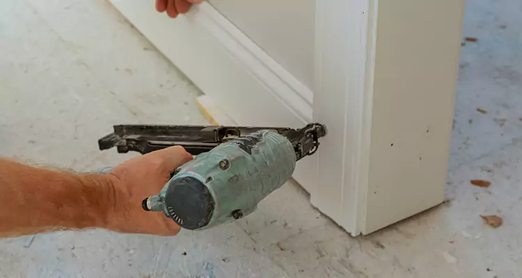 Fix Garage Door Panel in Fort Lauderdale, FL