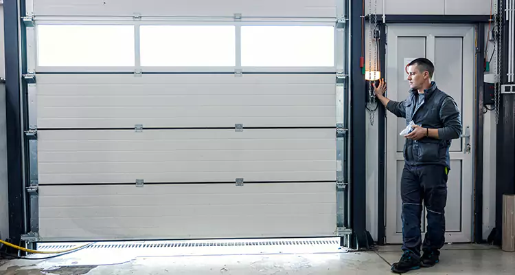 Modern Overhead Door Repair in Fort Lauderdale, FL