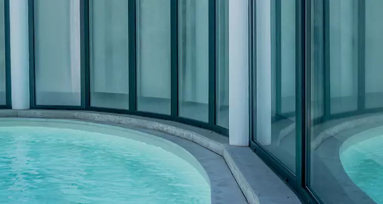 Repair Polyester Screen for Pool Enclosure in Fort Lauderdale, FL