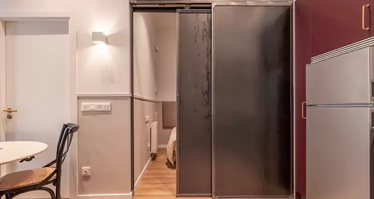 We Fix Closet Sliding Door in Fort Lauderdale, FL 