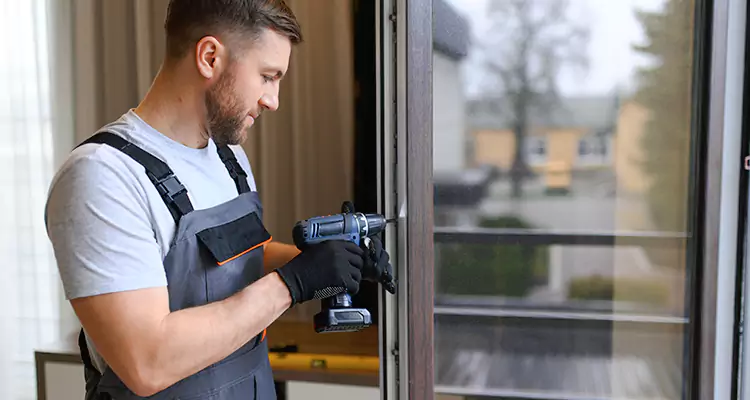 Sliding Screen Door Handle Repair in Fort Lauderdale, FL