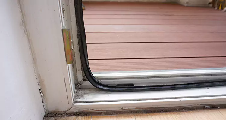 Why Choose Us for Leaking Sliding Glass Door Repair in Fort Lauderdale, FL?