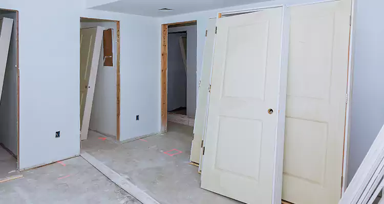 Broken Door Frame Repair in Fort Lauderdale, FL