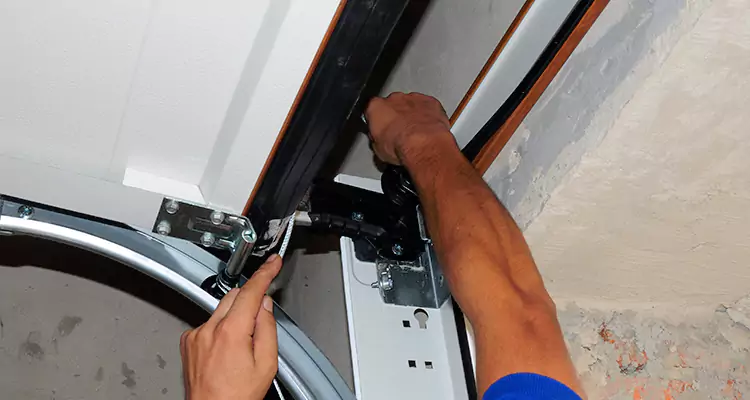 Weatherproof Door Seal Replacement in Fort Lauderdale, FL