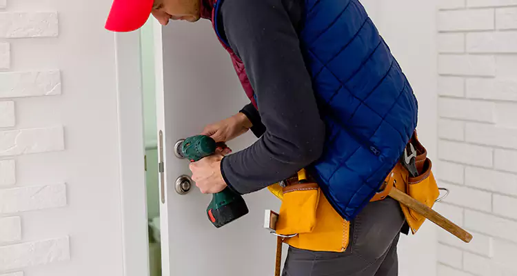 Residential Door Repair in Fort Lauderdale, FL