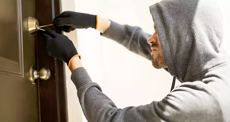 Emergency Motel Lock Repairs—Available 24/7 in Fort Lauderdale, FL