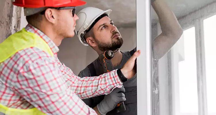 Sliding Patio Door Sticking? Expert Repair in Fort Lauderdale, FL.