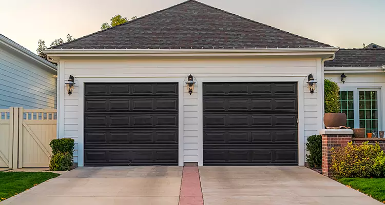 Residential Local Garage Door Repair in Fort Lauderdale, FL
