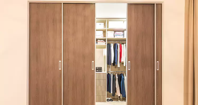 Sliding Closet Wardrobe Repairs in Fort Lauderdale, FL