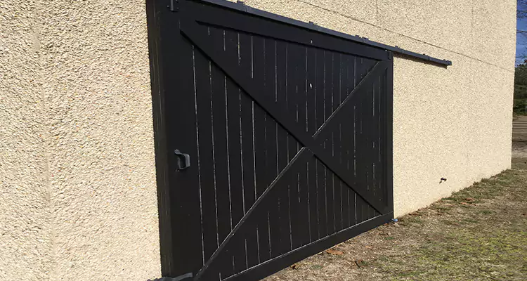 Sliding Barn Door Stuck Maintenance in Fort Lauderdale, FL