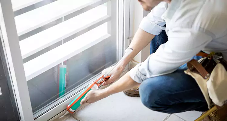 Dap Window Caulk Repair in Fort Lauderdale, FL